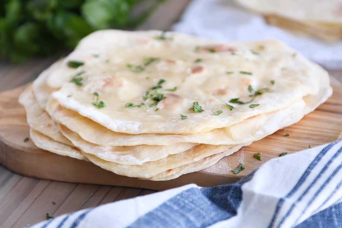 Γρήγορο flatbread με cottage